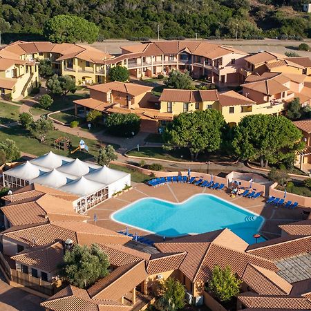 Residence Baia Dei Mirti Vignola Mare Экстерьер фото